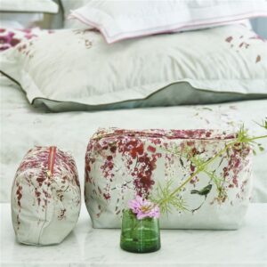 DESIGNERS GUILD Washbag Shinsha Blossom Lifestyle-1